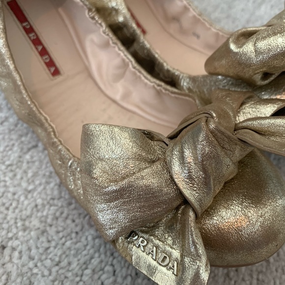 Prada Metallic Gold Ballet Flats with bow - Picture 2 of 5